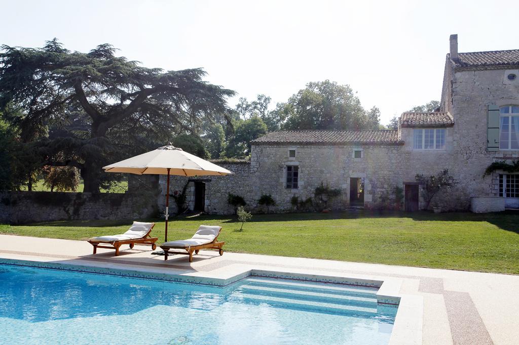 Domaine De Lamassas Bed and Breakfast Hautefage-la-Tour Exteriör bild